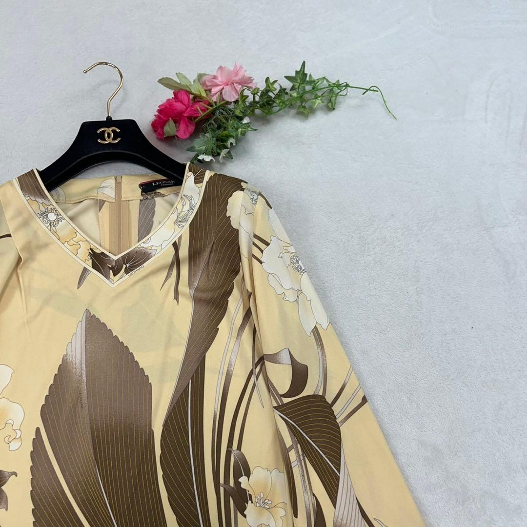 K505 美品 L レオナール カンカン素材 カットソー イエロー レディース