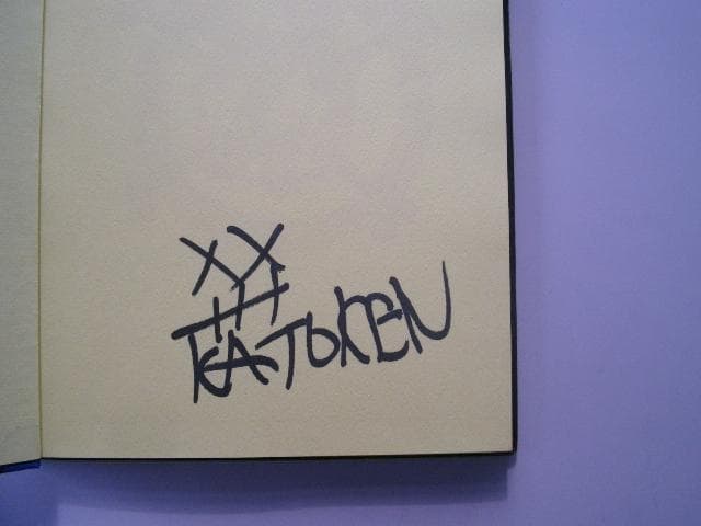 サイン本　●　PRETTY RIOT―KATOKEN作品集