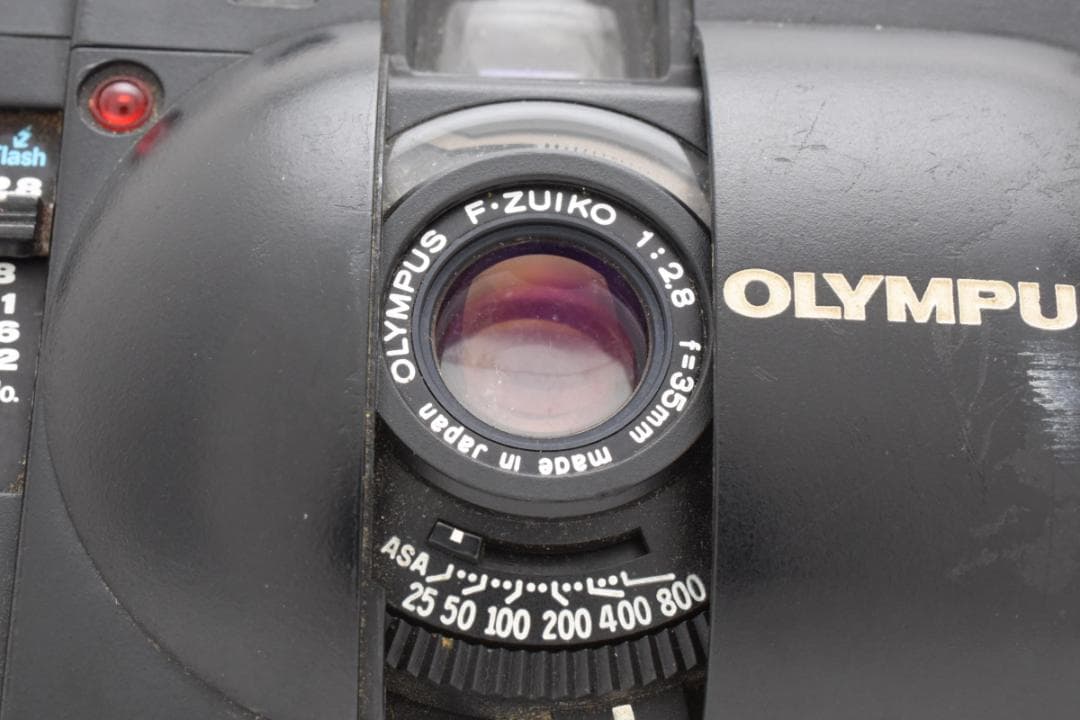 オリンパス　OLYMPUS XA + A11