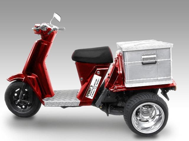 ホンダジャイロにクロスアルミホイール・扁平タイヤ 205/30-10