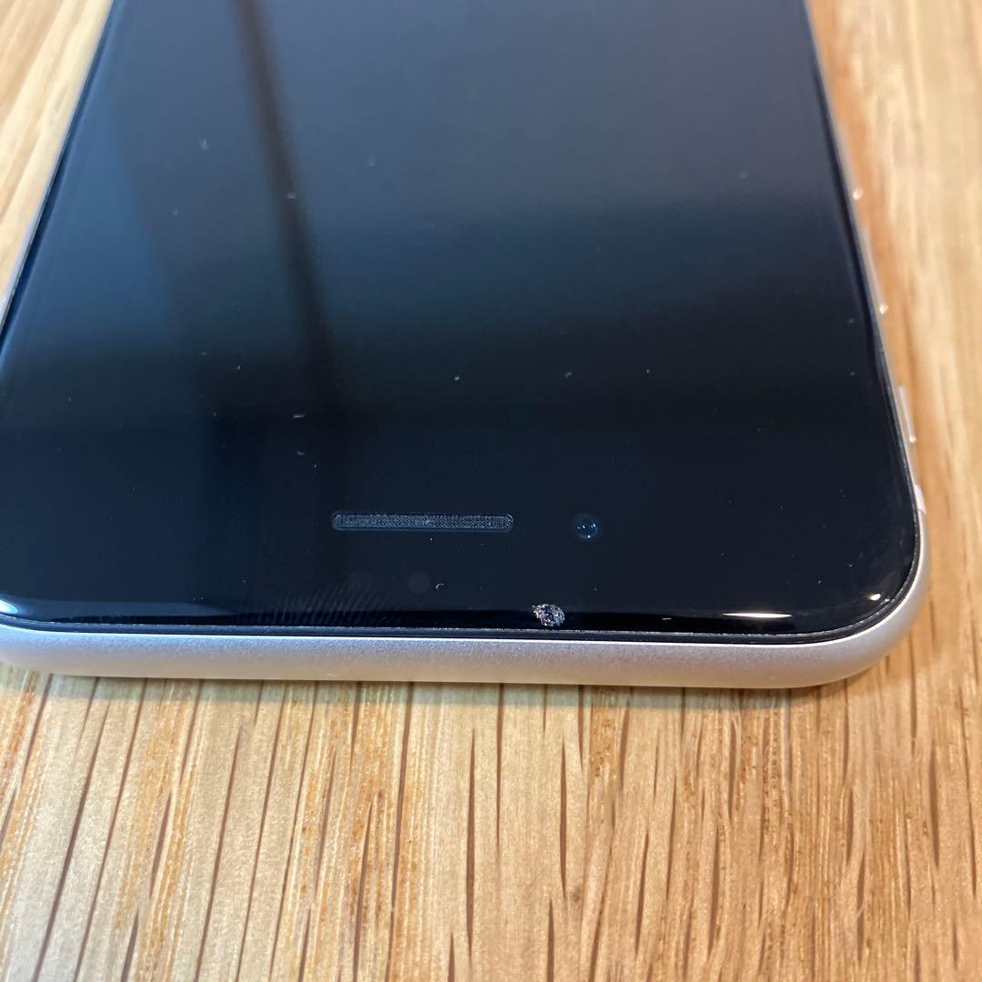 Apple iPhone SE 128GB Starlight (第3世代)