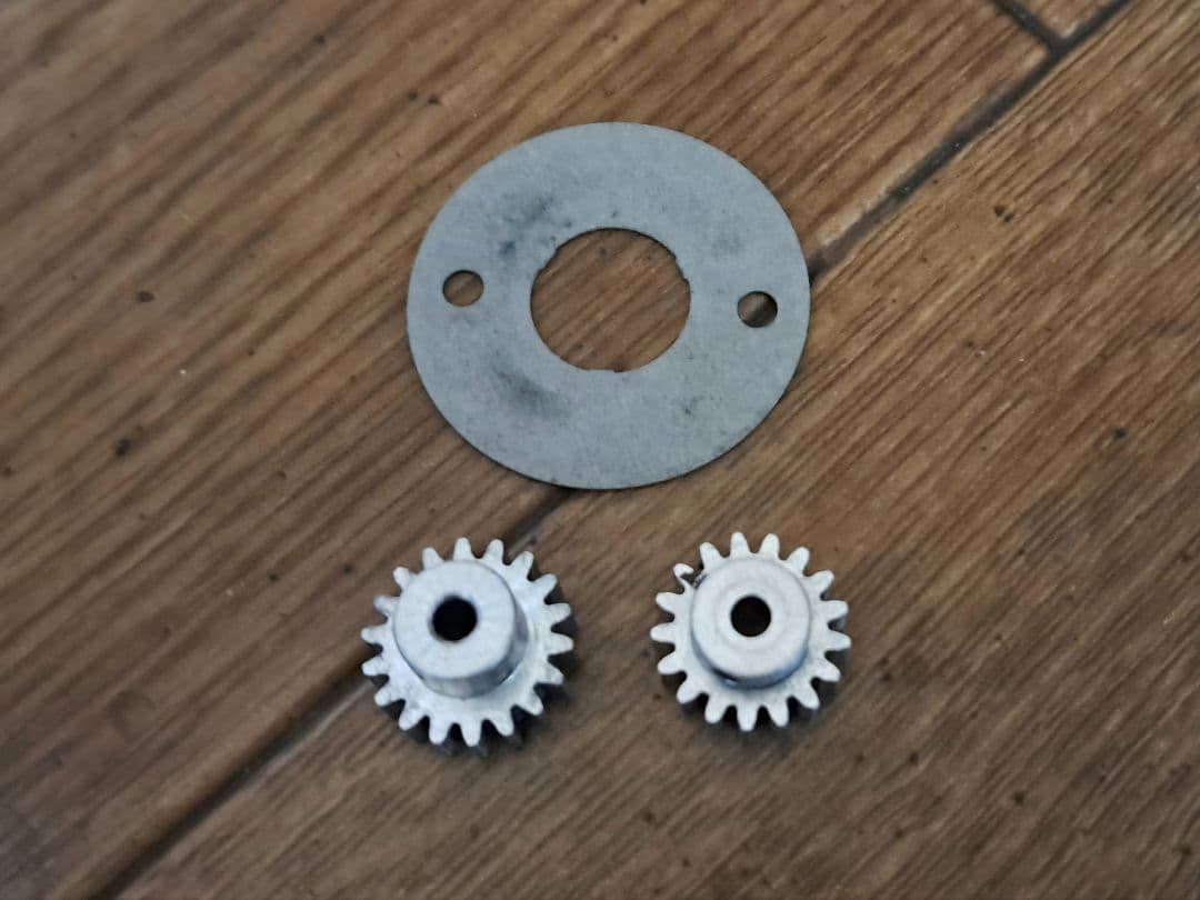 タミヤDT-03 レーシングファイター　メカ・オプション多数　オマケ付き