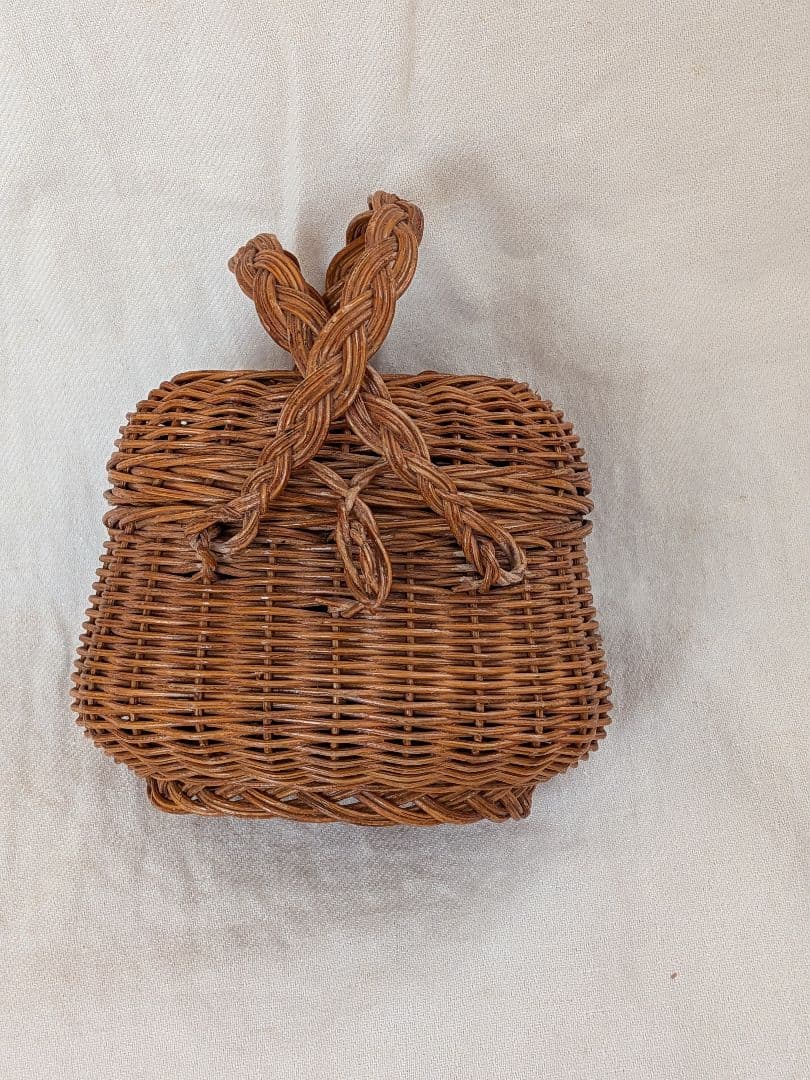 フランスアンティーク　アンティークドールパニエ　サックドフィヨンセ