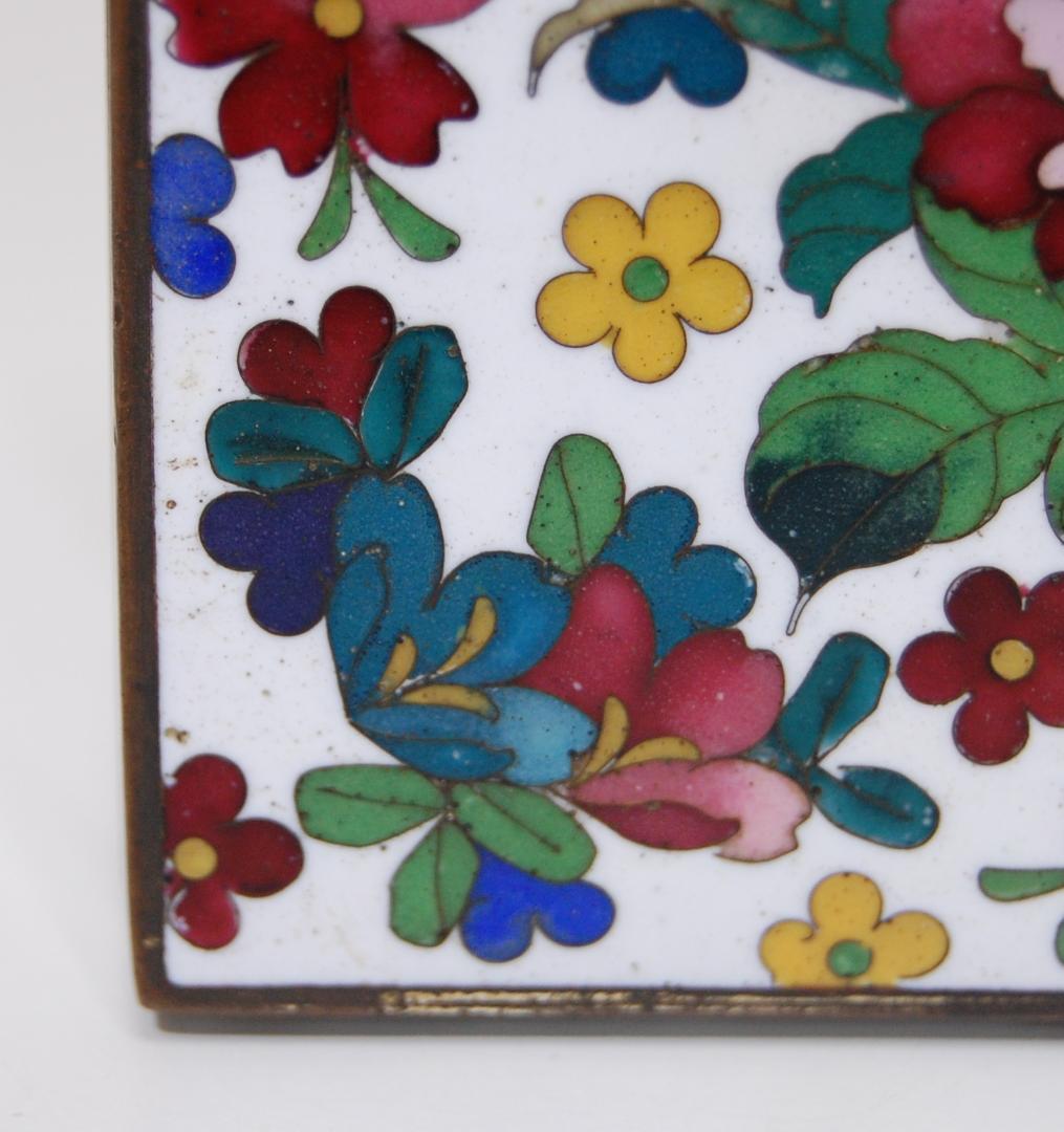 七宝焼 金工 銅胎 花紋様宝石箱　白花詰　中国　小箱 ジュエリーボックス　風水