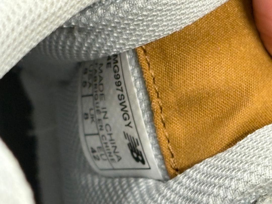 New Balance 990v6 ホワイト/グレー スニーカー スパイクレス