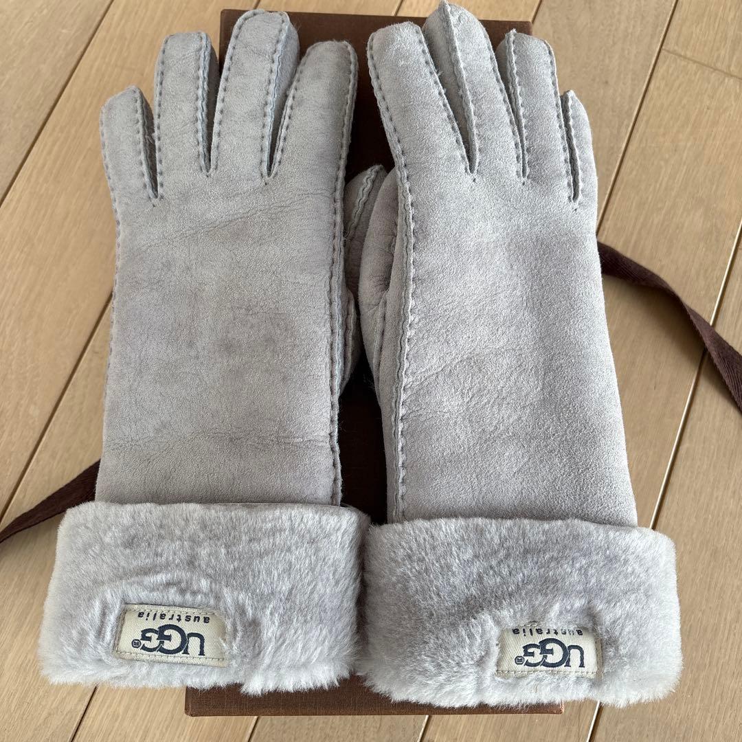ほぼ未使用UGGレディース手袋