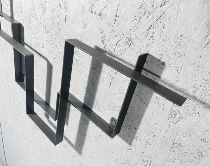 ブックホルダー　アイアン　マガジンラック　ウォールラック　雑誌