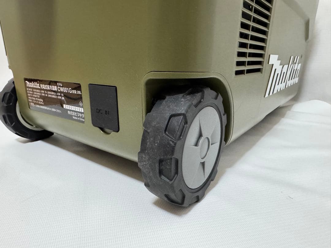 【美品】マキタ　makita ポータブル冷温蔵庫　CW 001G 20L