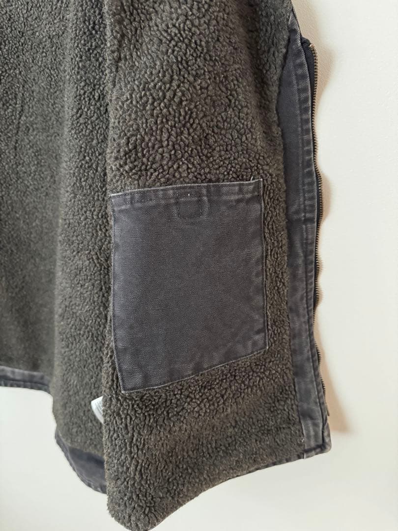 【超人気】カーハート ダックベスト XL ブラック 鬼フェード ヴィンテージ