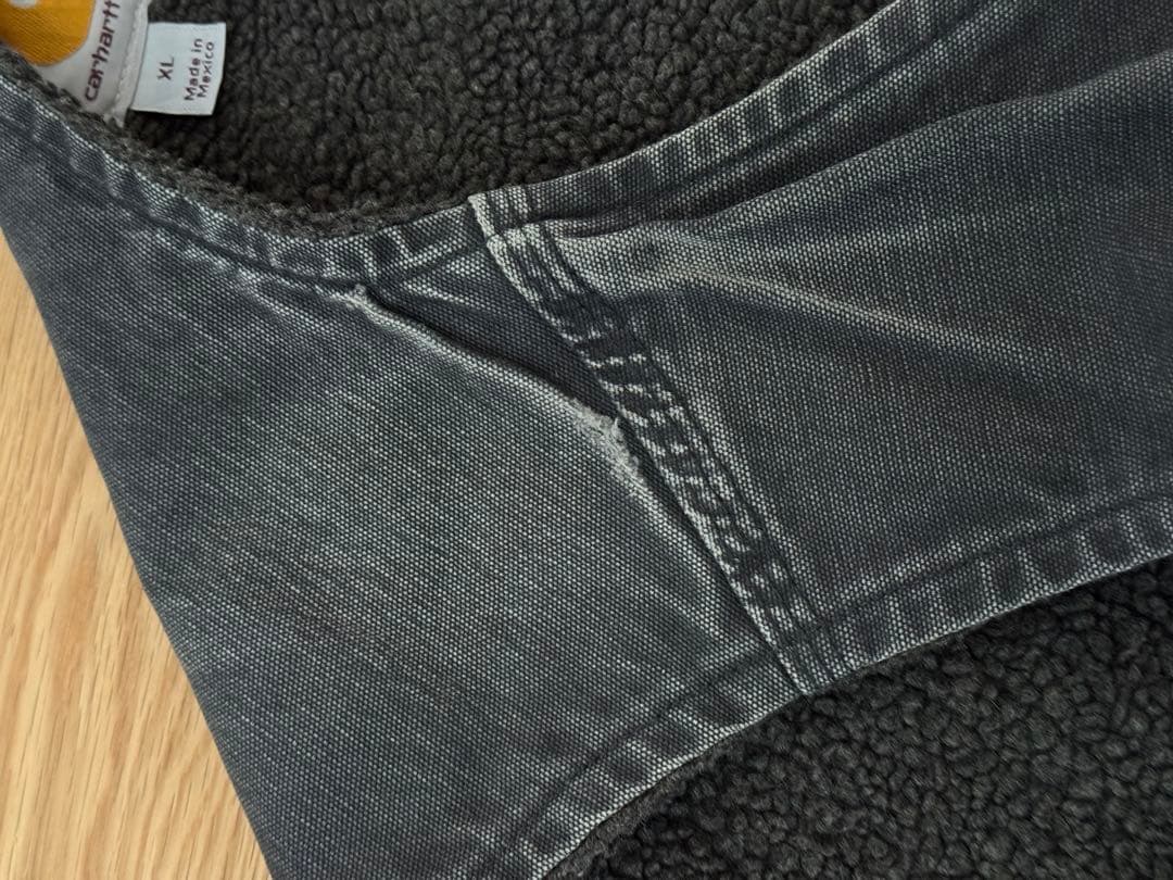 【超人気】カーハート ダックベスト XL ブラック 鬼フェード ヴィンテージ