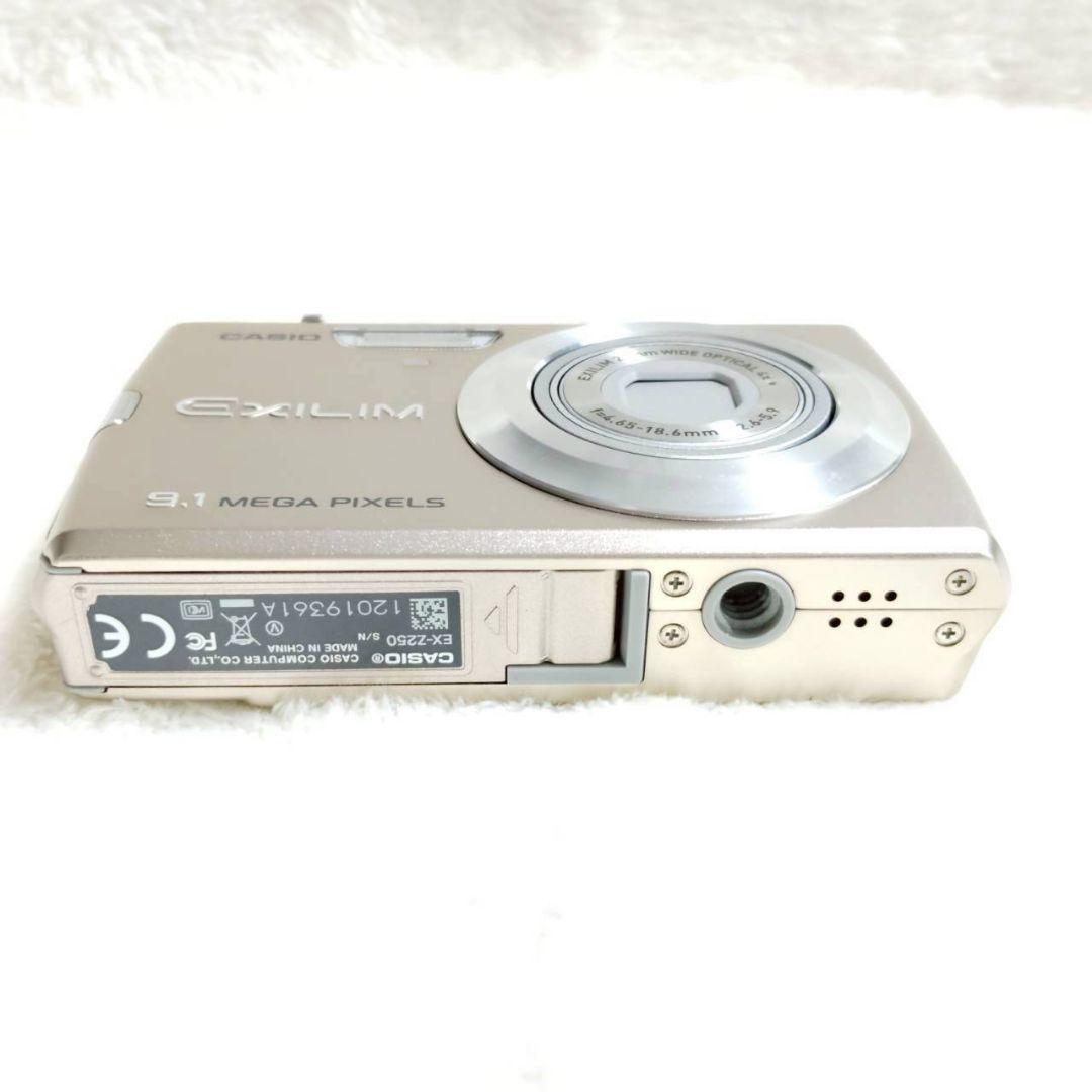 美品✨ CASIO EXILIM EX-Z250 ゴールド ケース付き コンデジ