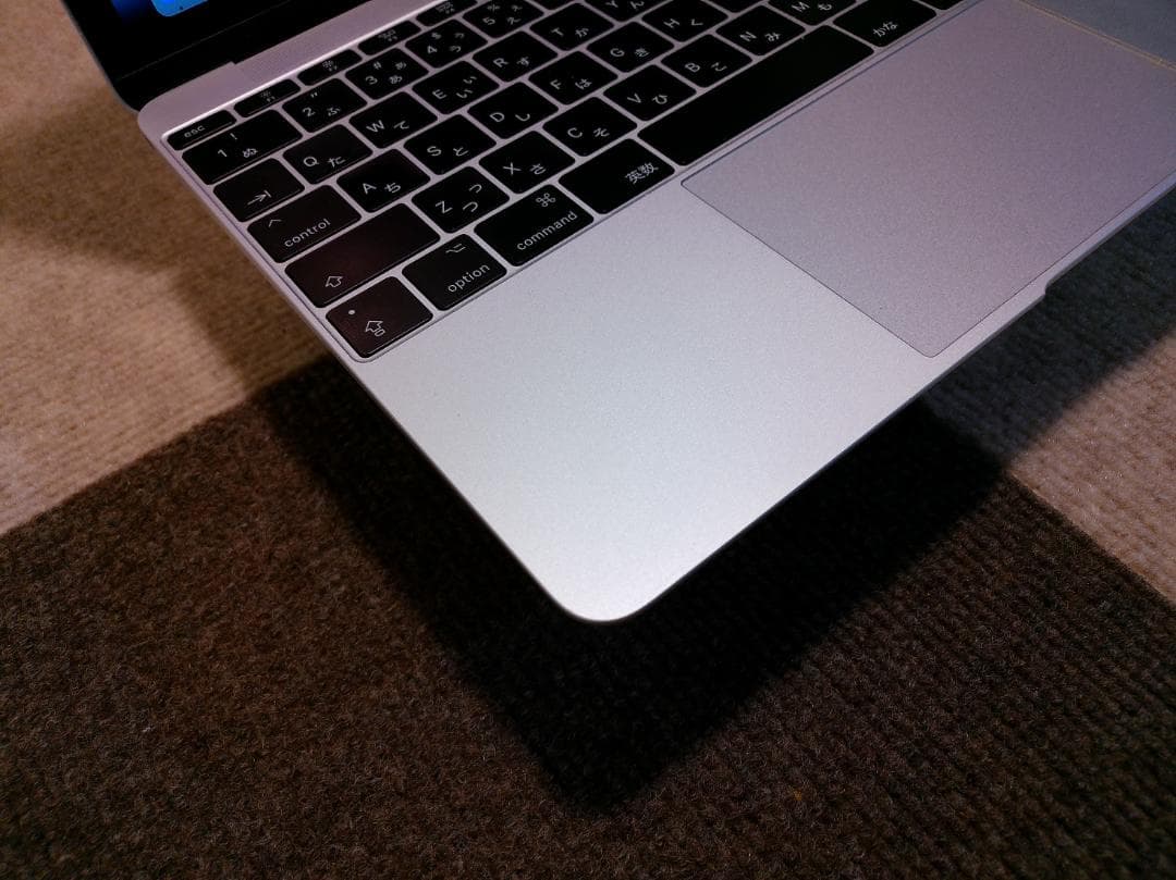 MacBook 2017 A1534 12㌅ 『BT充放電1回』Silver