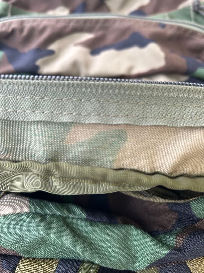 【USA製】Briefingフライトライト 迷彩 カモフラリュック バックパック