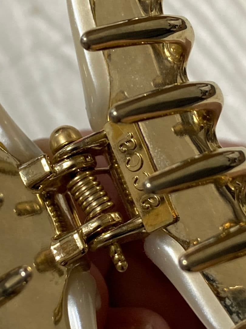 アッカ ニューコラーナ ヘアクリップ Mサイズ