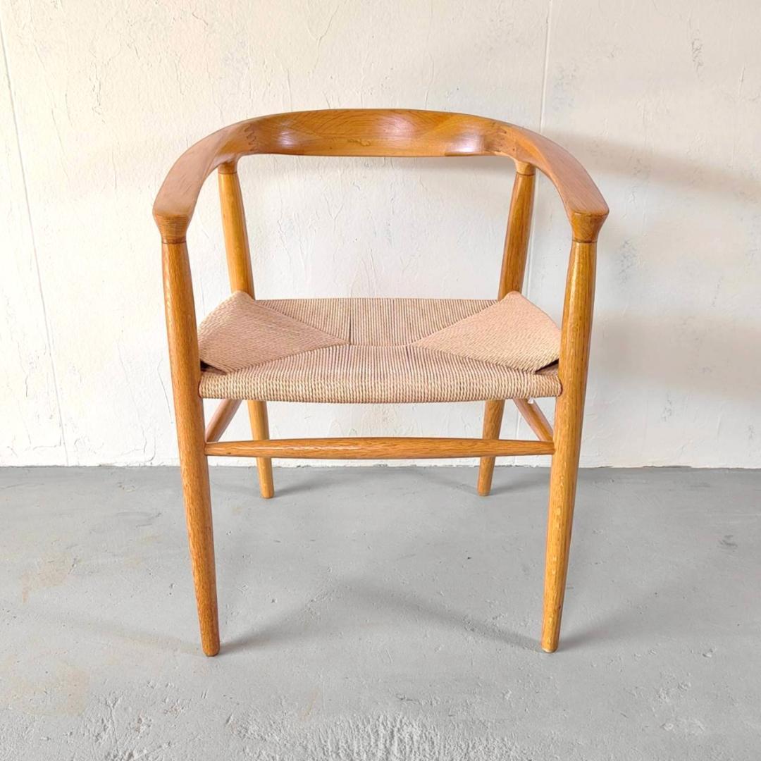 ①無印良品 オーク材 ペーパーコード アームチェア