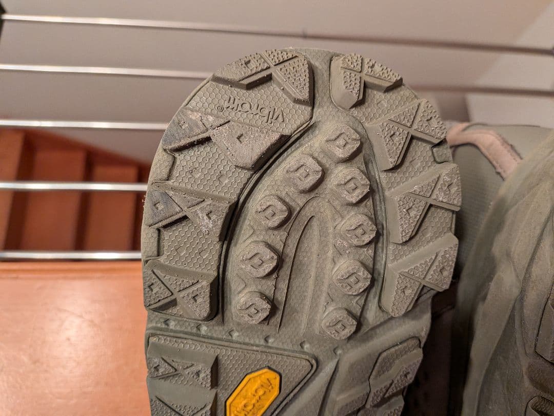 ホカオネオネHOKA ONE ONE TORULTRA HI US12 30cm