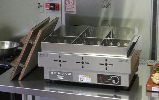 ●未使用品 ●電気おでん鍋 六つ切り ●ホットクッカー ニッセイ ●NHO-6s