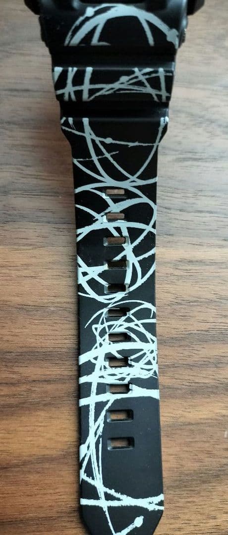 G-SHOCK FUTURA フューチュラ GD-X6900FTR-1JR