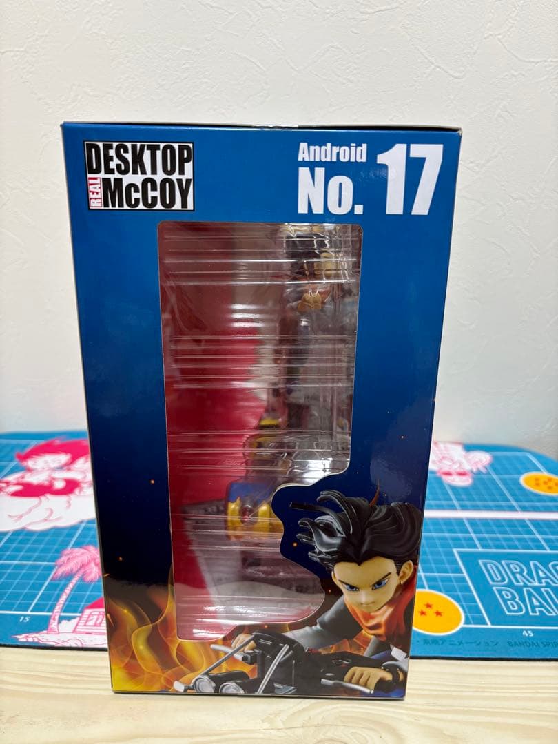 ドラゴンボール　デスクトップリアルマッコイ　人造人間17号　18号　フィギュア