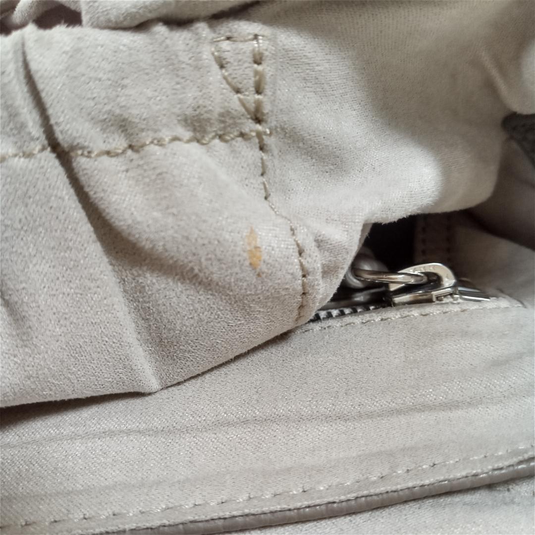 ポスティーナ レザーバッグ ZANELLATO