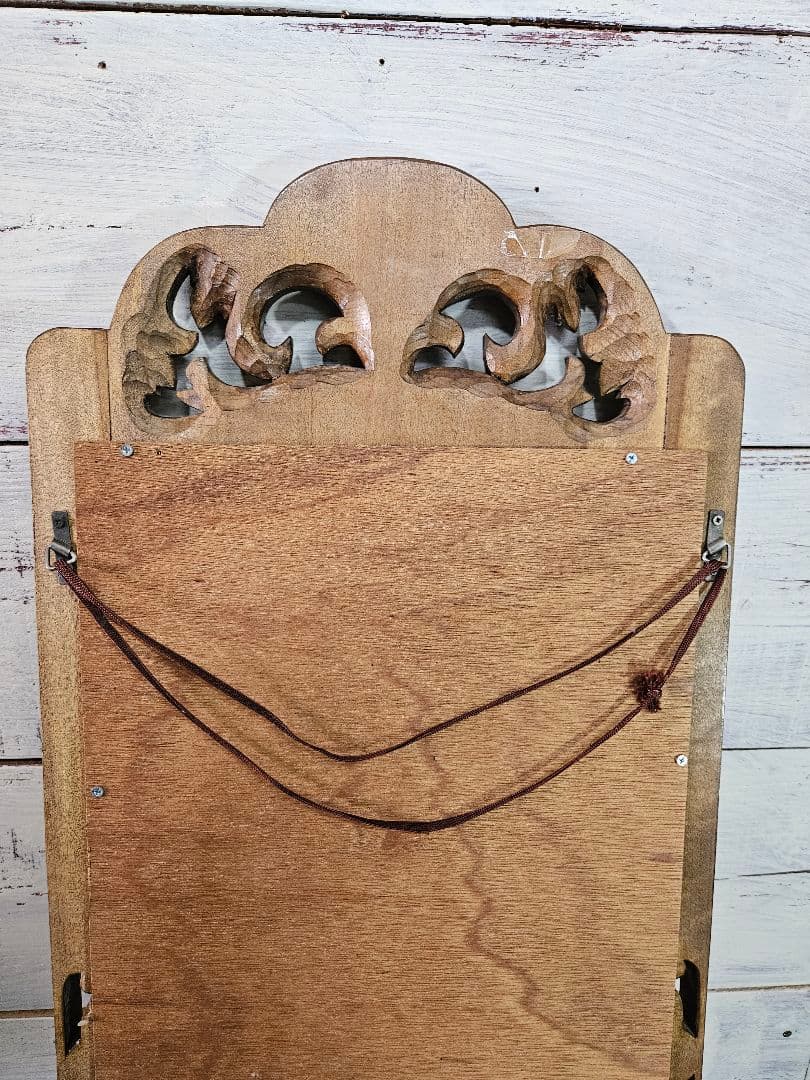 アンティーク 木彫りのウォールミラー 壁掛け 鏡 無垢材 木製 装飾 レトロ