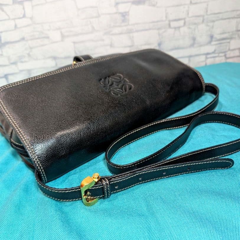 ♥極美品♥ロエベ OLD LOEWE ショルダーバッグ アナグラム レザー 黒
