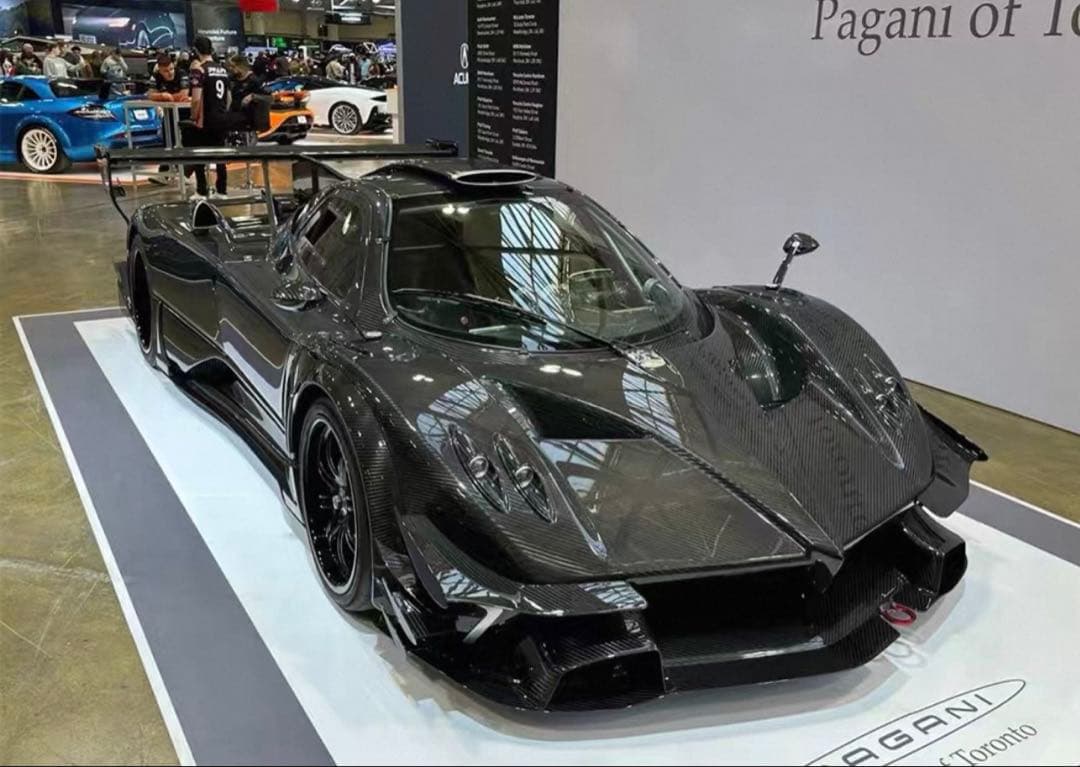 入手困難 HH モデル 1/18 パガーニ Zonda R ブラックカーボン