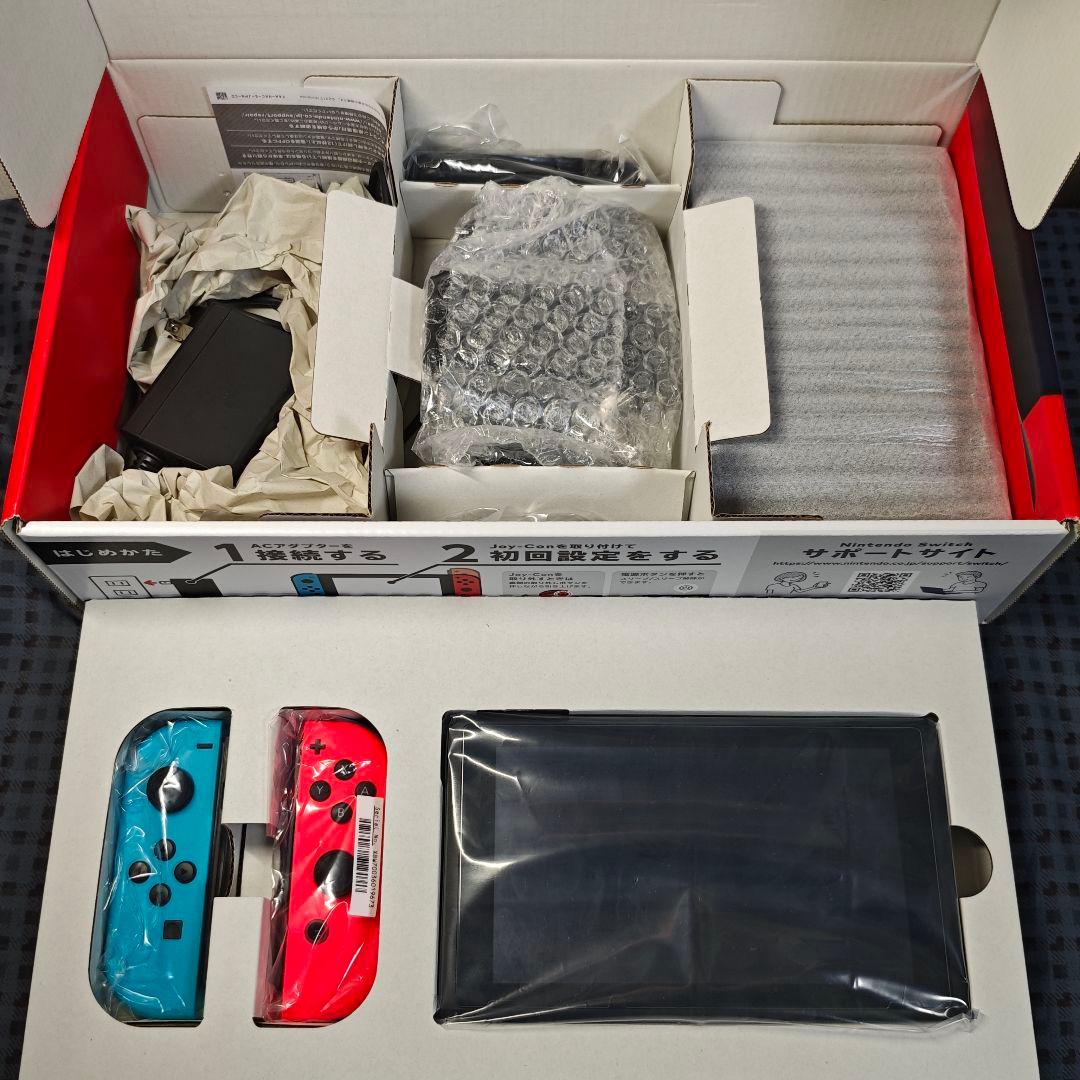 Nintendo Switch 本体 ネオンブルー・レッド　おまけ付