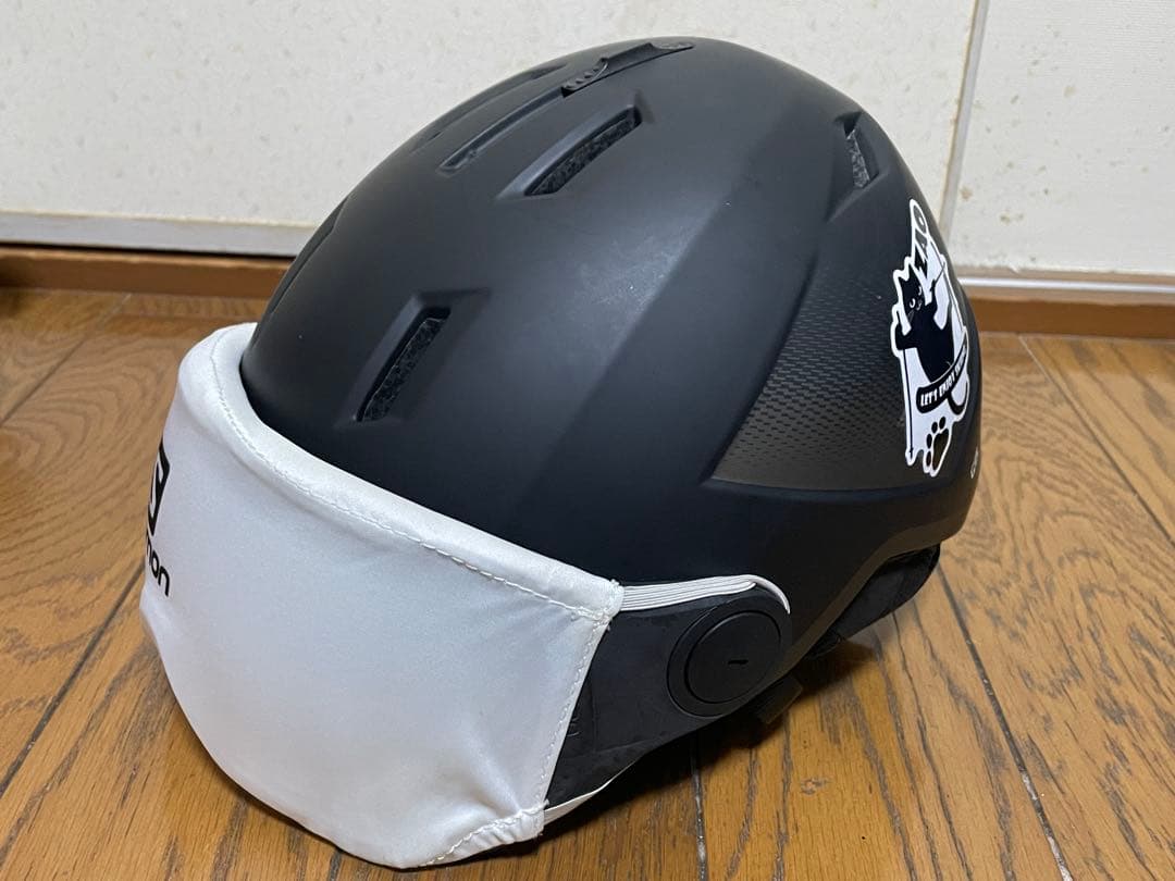 サロモン スキー用ヘルメット マットブラック バイザー付き