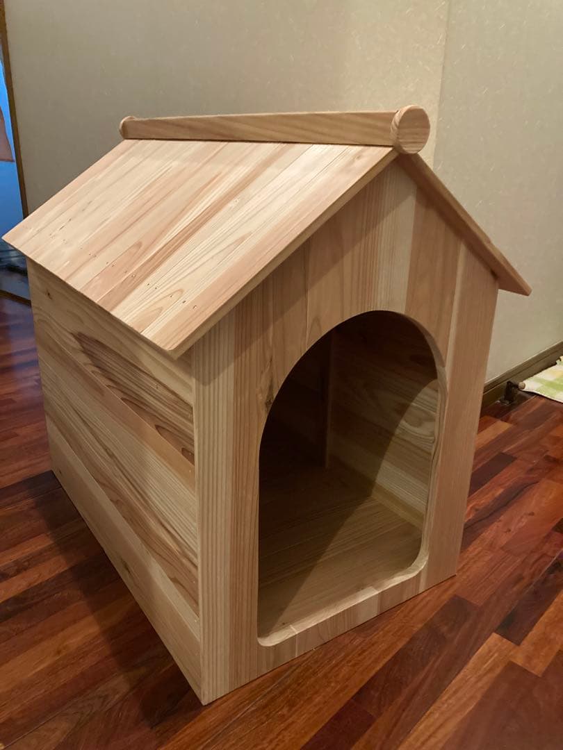 sakuraページ犬小屋　日本木材使用