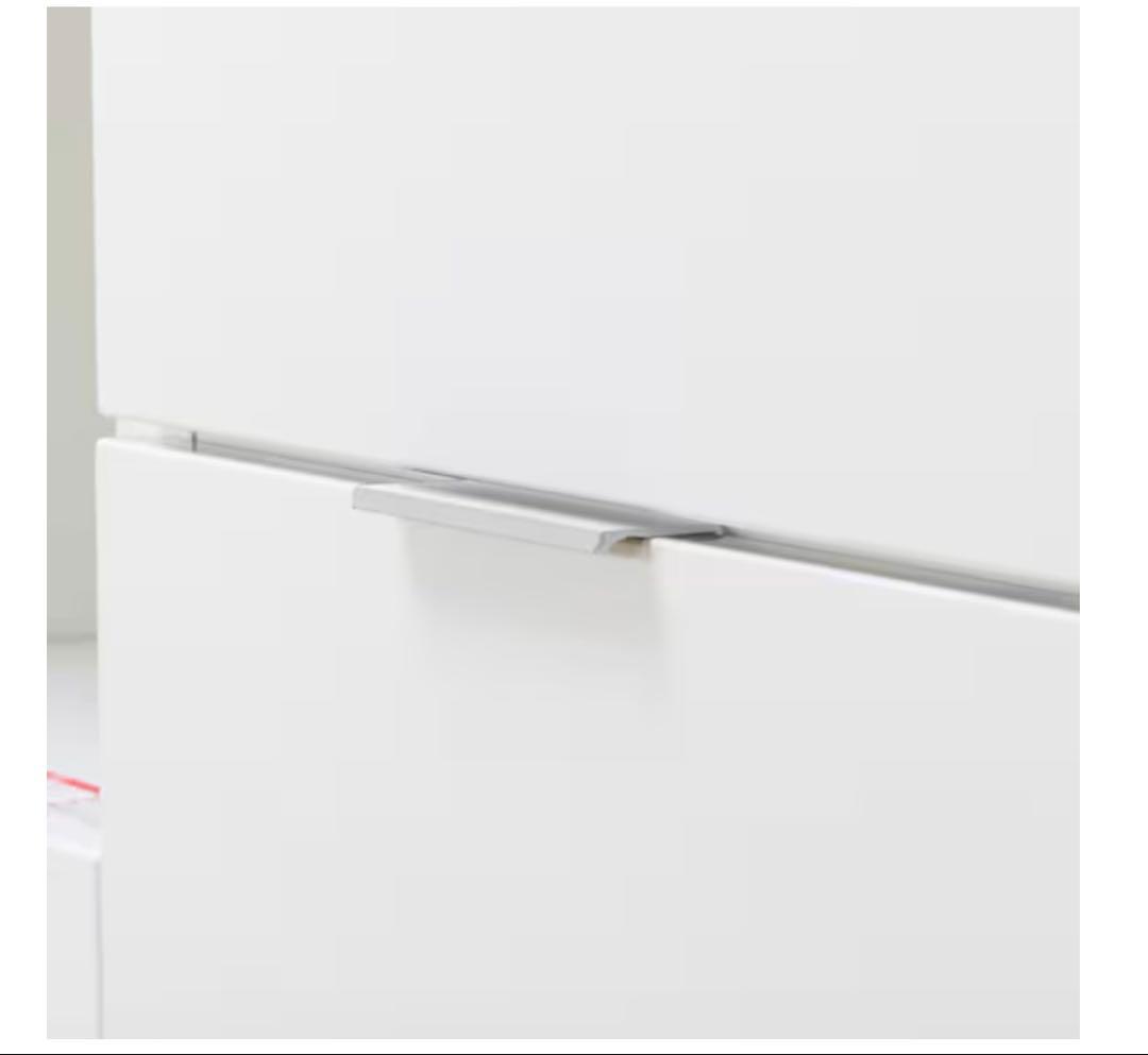 ホワイトキッチンキャビネット