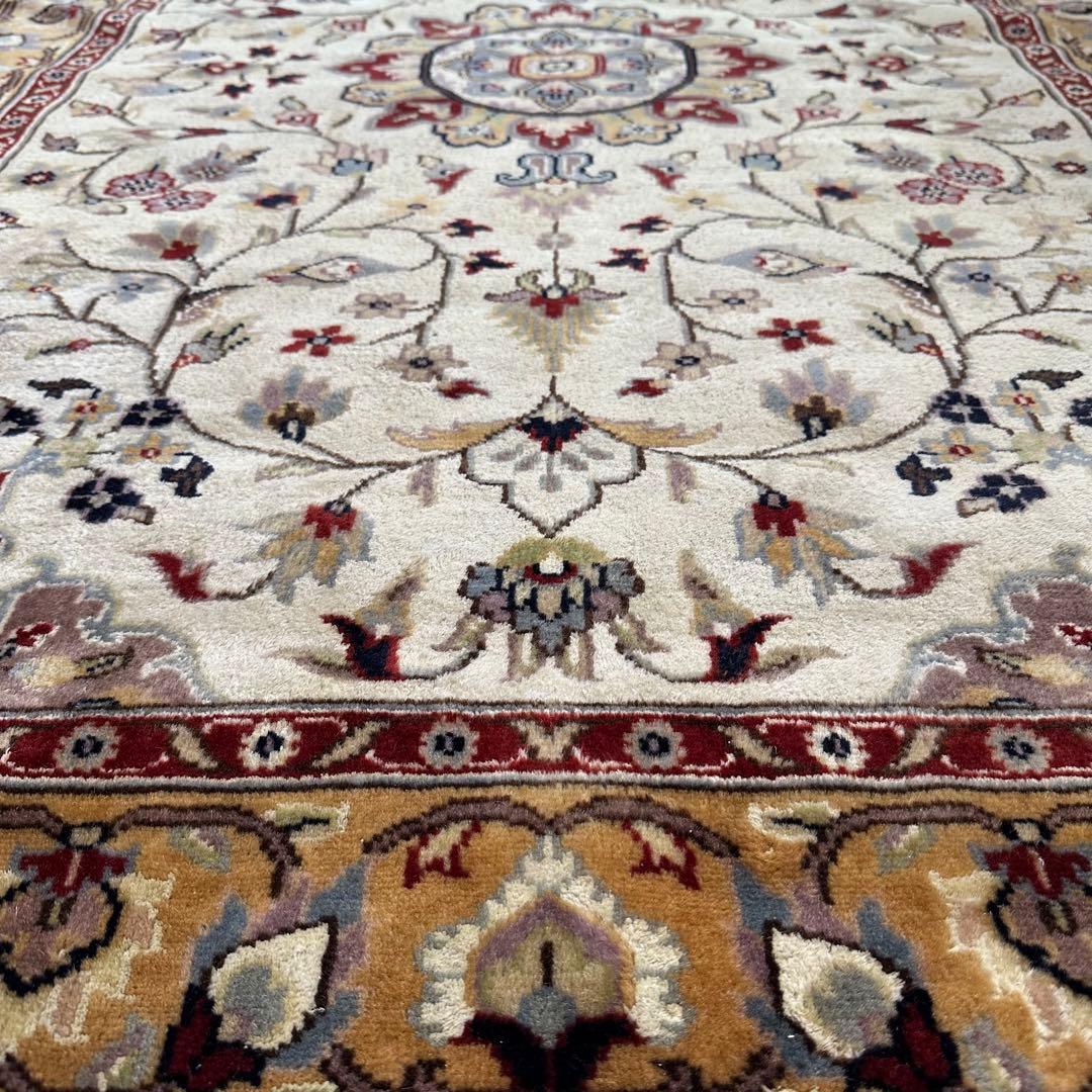 【新品未使用】絨毯　パキスタン産　パキスタン絨毯　シルク　ウール　グラデーション