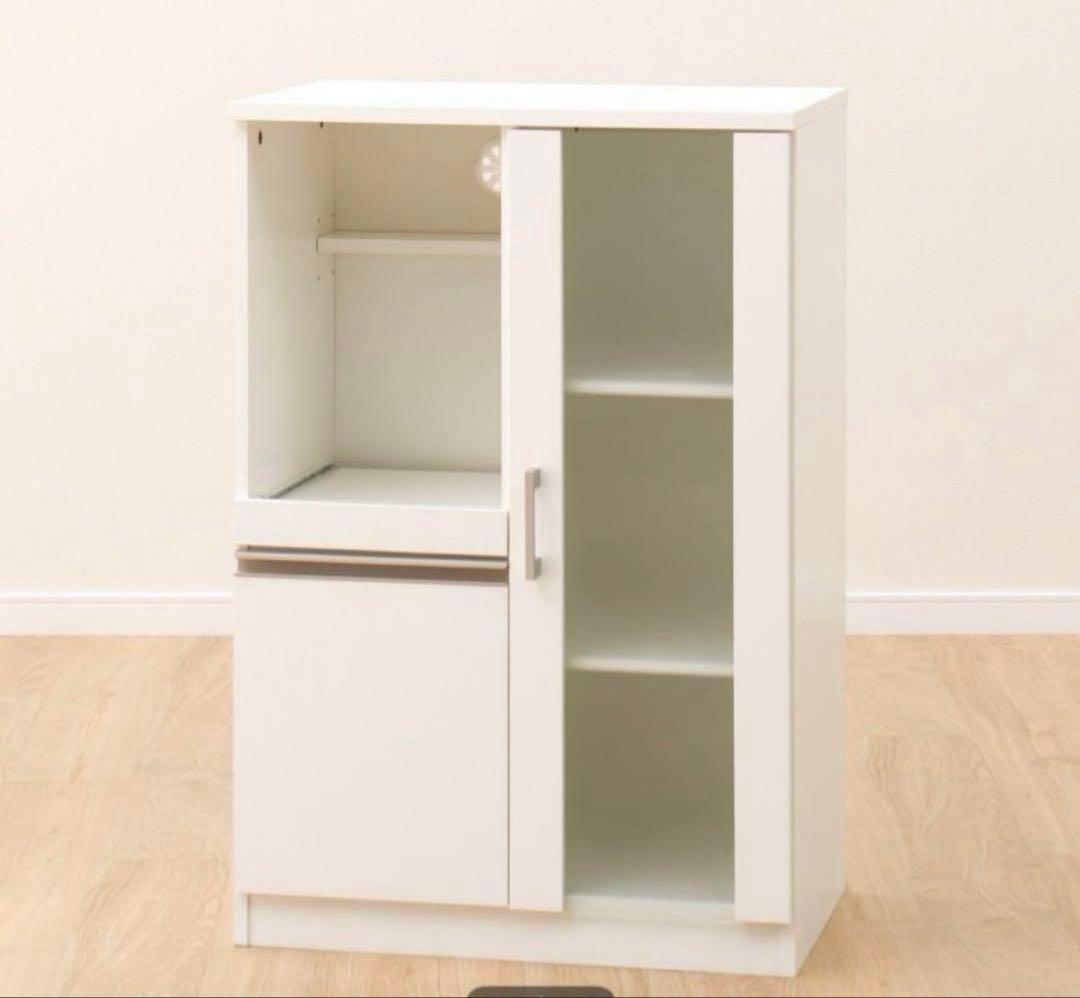 ニトリ　ホワイトレンジ台食器棚