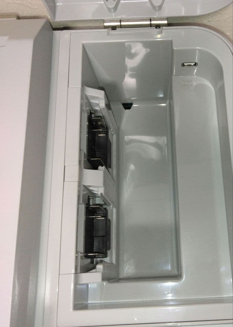 マキタ 充電式保冷温庫 CW180D 18V容量20L