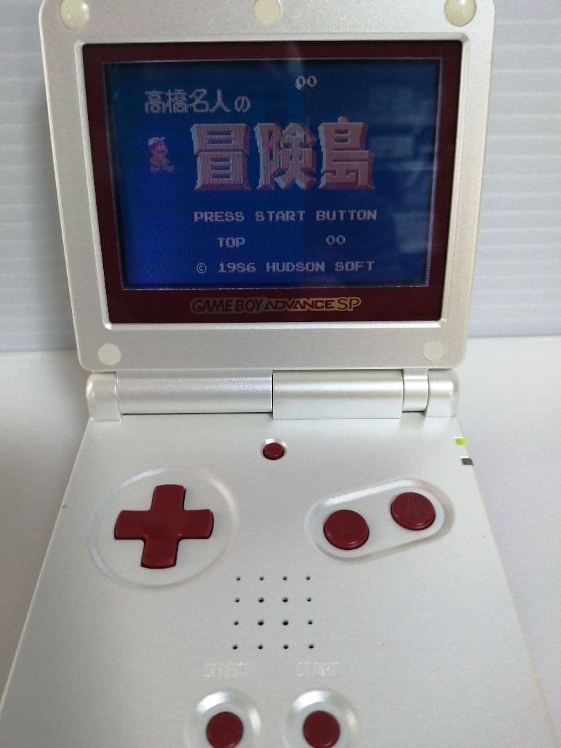ゲームボーイアドバンスSP ファミコンカラー モデル　AGS-001