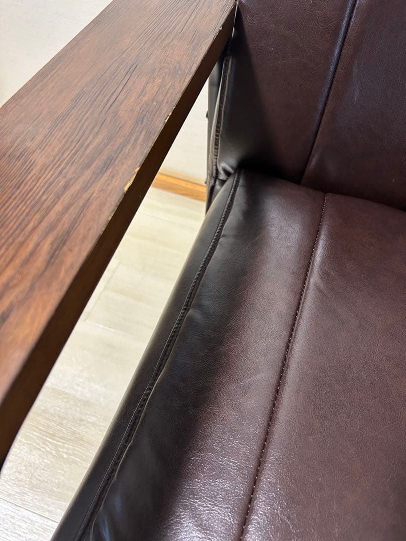 【引取り・着払】ニトリ合成皮革 2人掛けソファ