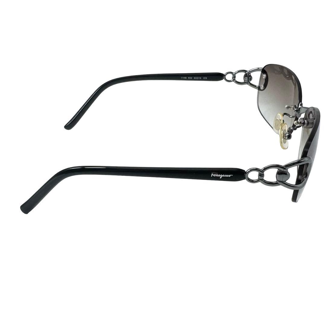 Salvatore Ferragamo フェラガモ サングラス レディース 黒