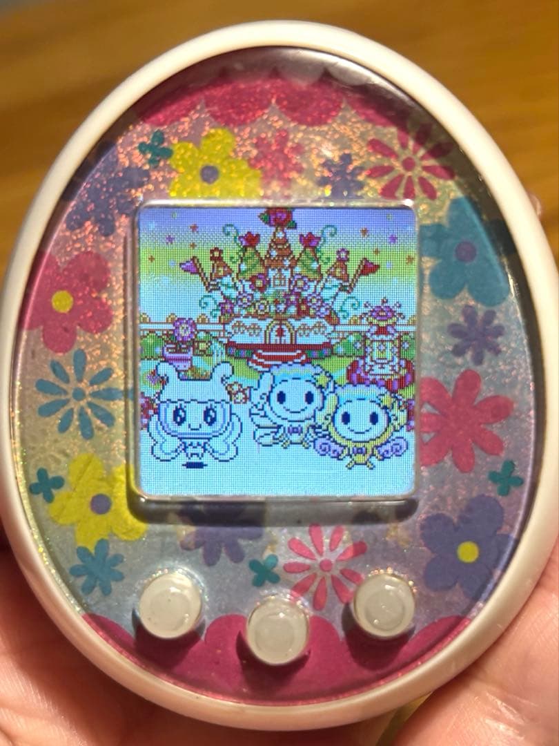 値下げ中！たまごっちみーつ ぱすてる ホワイト