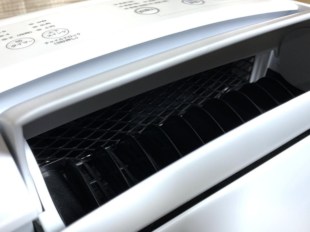 シャープ 23畳 冷風・衣類乾燥除湿機 コンパクトクール CM-N100 良品