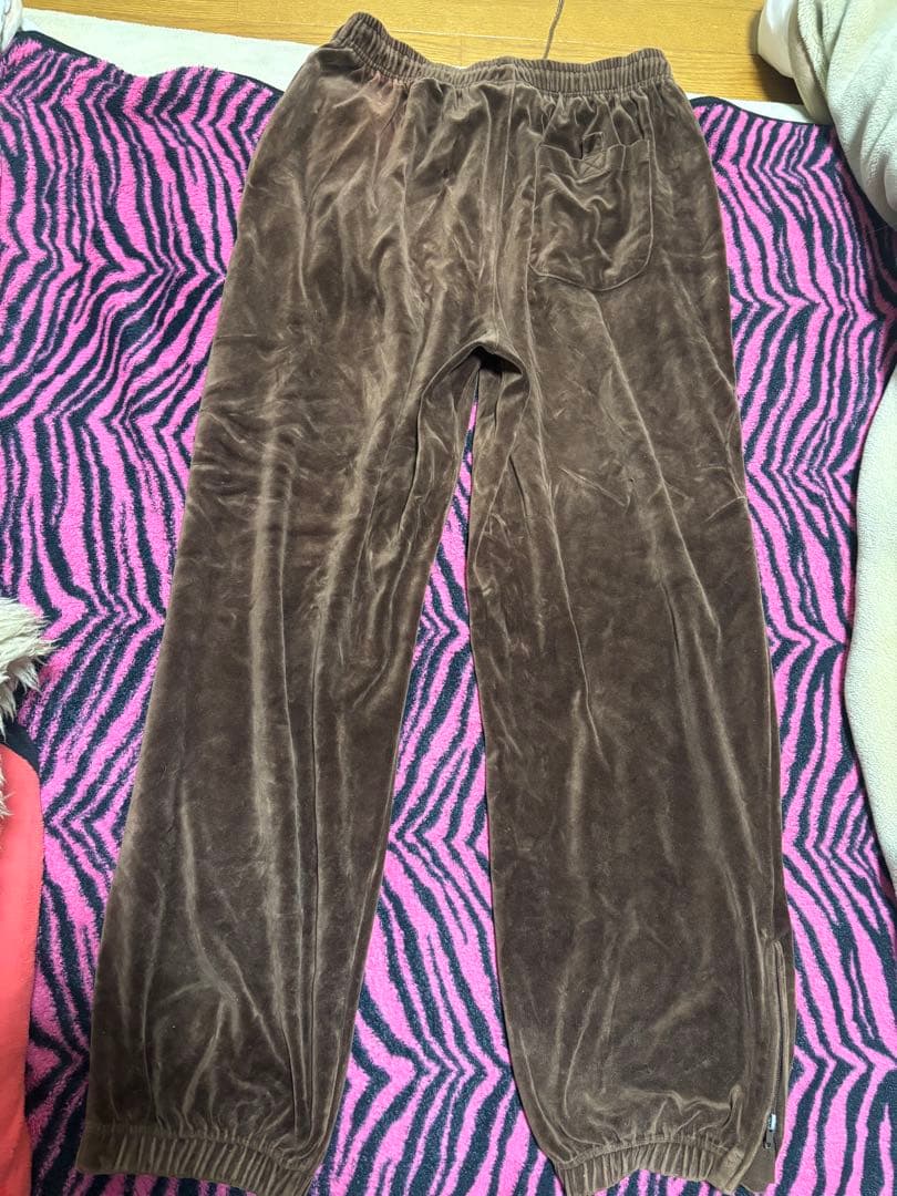 ジョー　エニーチェ　セットアップ　ベロア