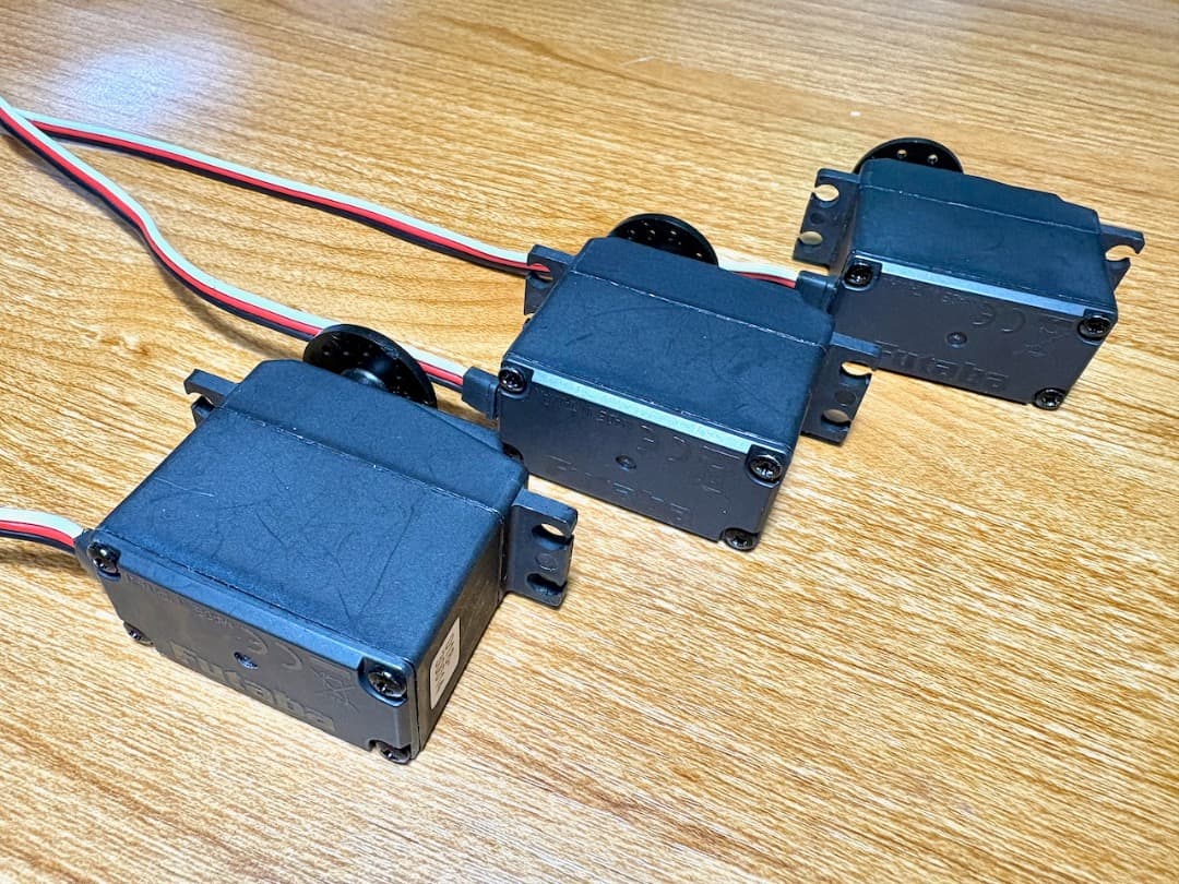 ラジコンヘリ 双葉電子工業 サーボ BLS272SV３個＋BLS276SVセット