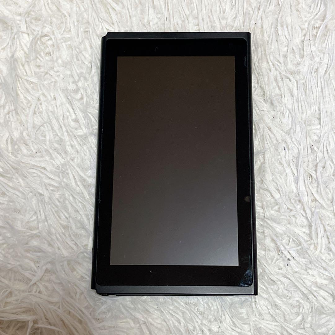 【美品】Nintendo Switch 旧型　本体のみ 2018年