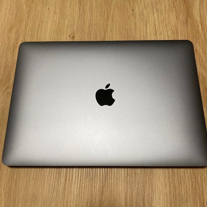 APPLE MacBook Air 2019年モデル　MVFJ2J/A