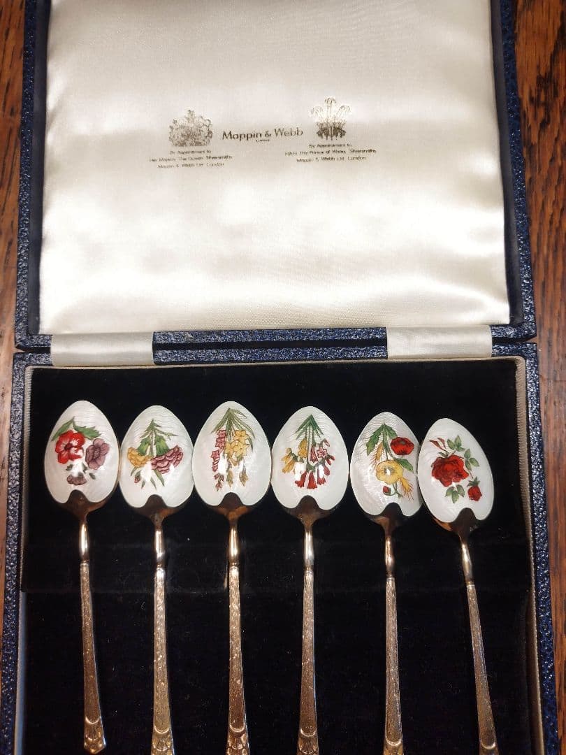 マッピンアンドウェッブの七宝ティースプーン