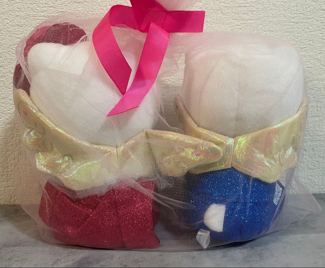 ロ　キティ 収納ボックス兼椅子ドレスのぬいぐるみミスドコラボぬいぐるみストラップ