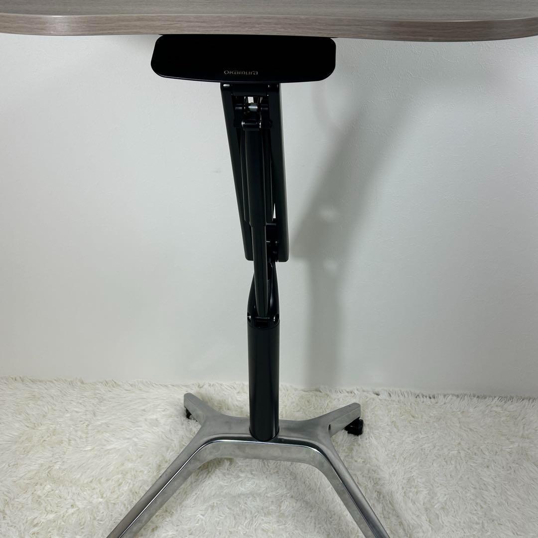 【極美品】オカムラ　昇降テーブル　手動昇降デスク　ライズフィットⅢ　そら豆形