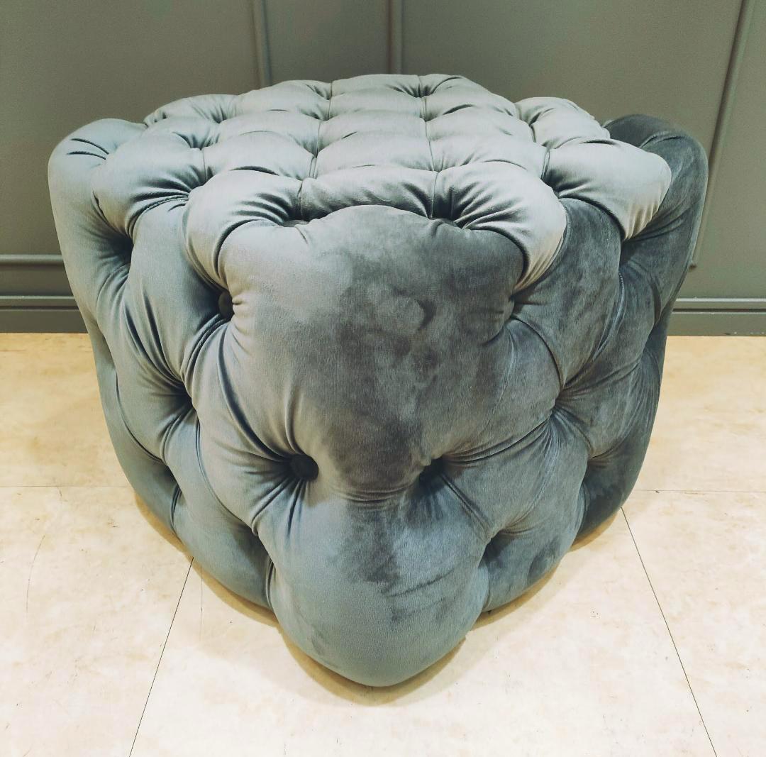 モケット　スツール　グレー　かわいい　ボタン締め