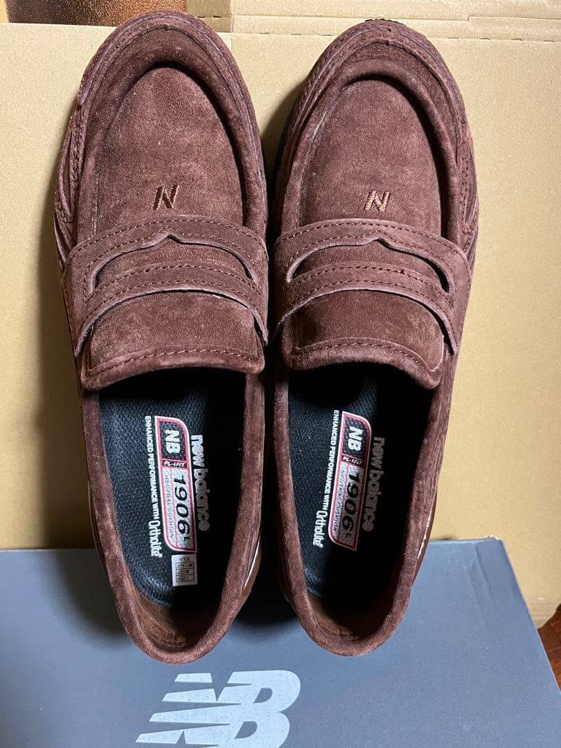 New Balance 1906 ブラウン ローファー