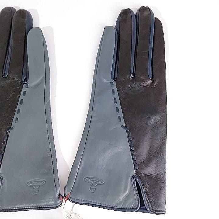 新品　タグ付き　Vivienne Westwood　手袋　レザー　羊革