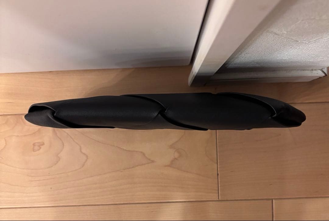 【定価20万】ボッテガヴェネタ クラッチバッグ 黒 イントレチャート カセット